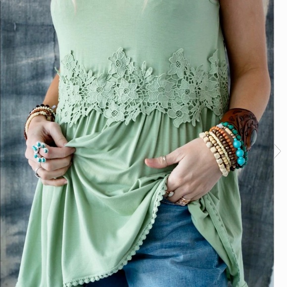 Never worn Three Bird Nest mint green boho top - Picture 2 of 4